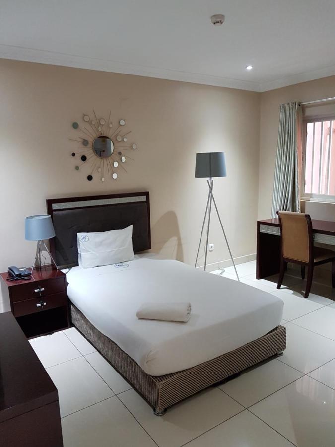מאפוטו Hotel Atlantis מראה חיצוני תמונה