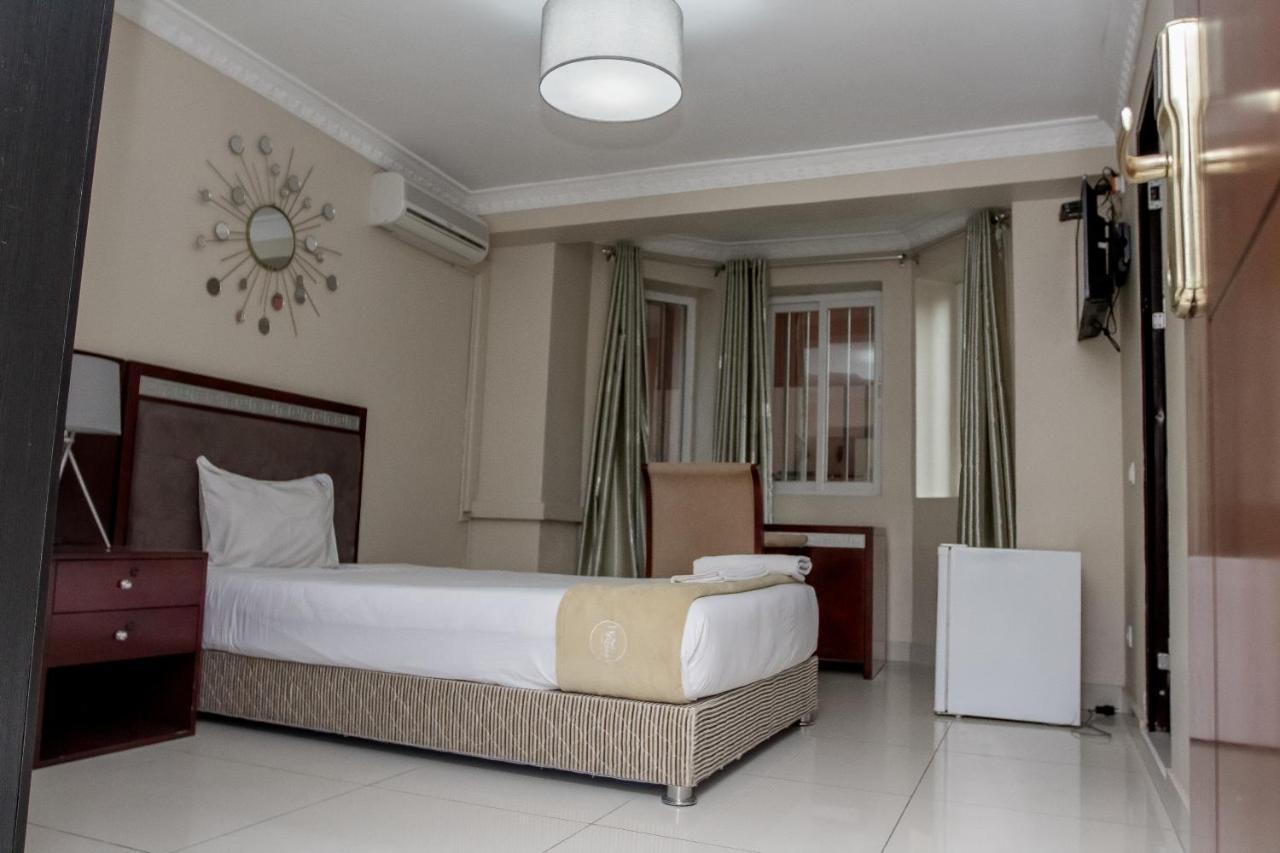 מאפוטו Hotel Atlantis מראה חיצוני תמונה
